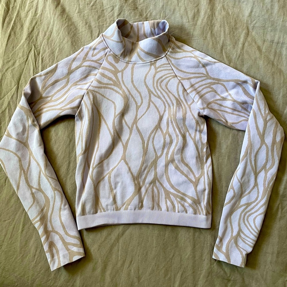 Fabletics Warm Weather Top